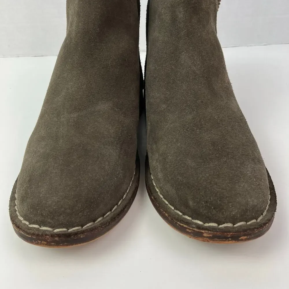 Clarks Sz 7.5 Cabaret Ruby Suede Ankle Booties Double Zip Topstitching Classic